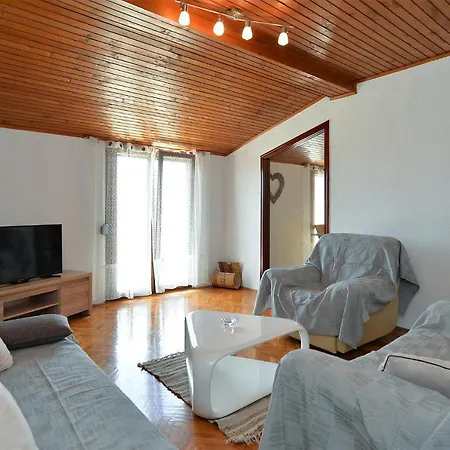 Aparments David 1376