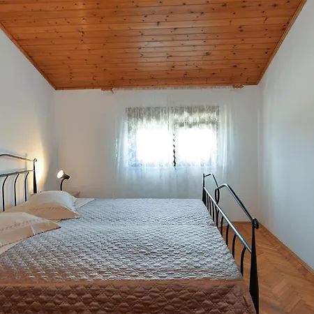 Apartament Aparments David 1376 Štinjan