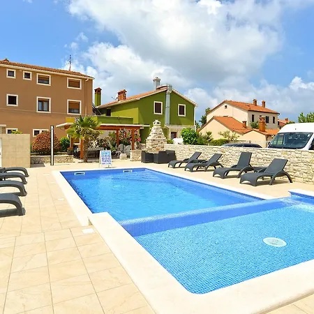 Aparments David 1376 דירה
